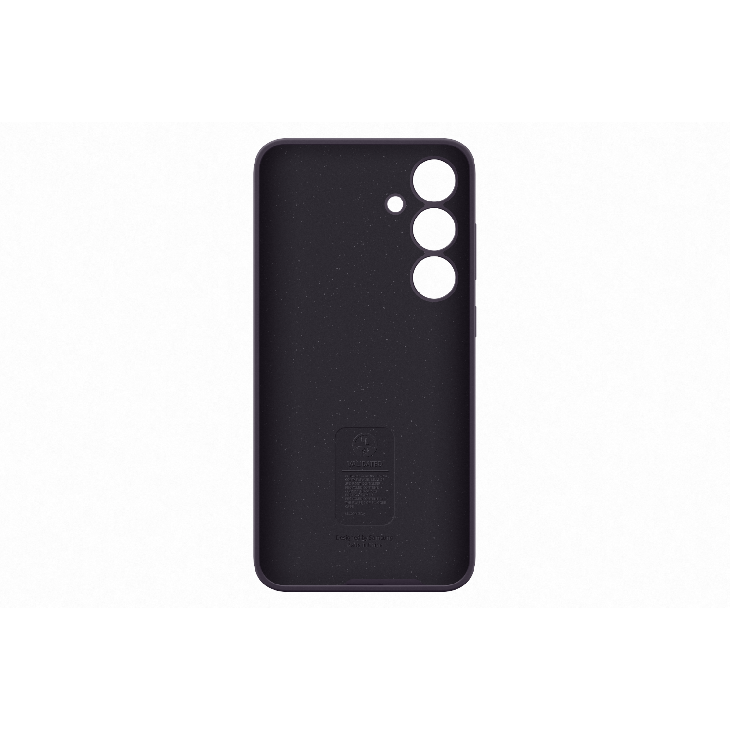 Een donkerpaarse telefoonhoes, met drie camera-uitsparingen. De binnenkant heeft een textuurpatroon en een logo.