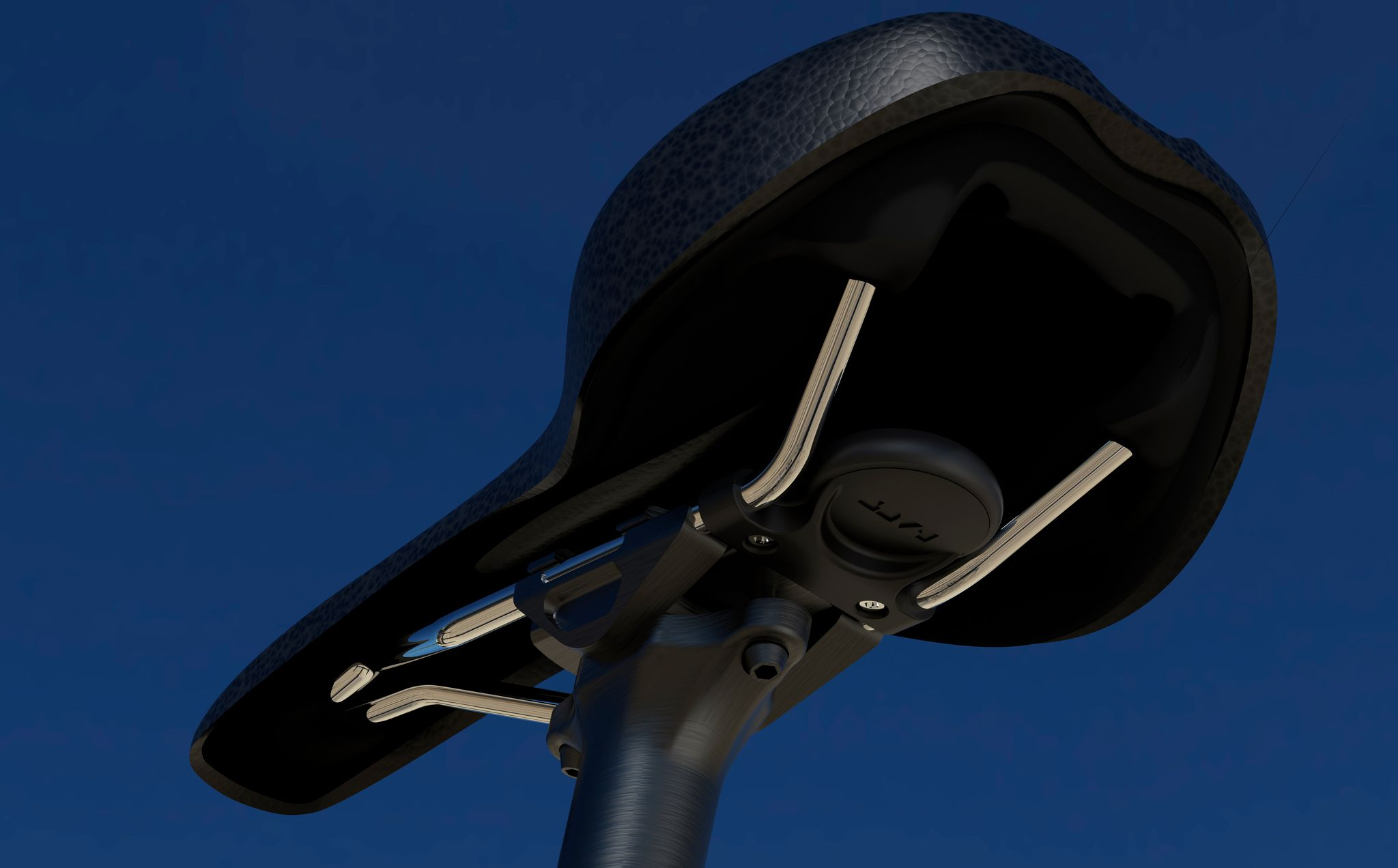 Selle de vélo noire avec rails argentés sur fond bleu.