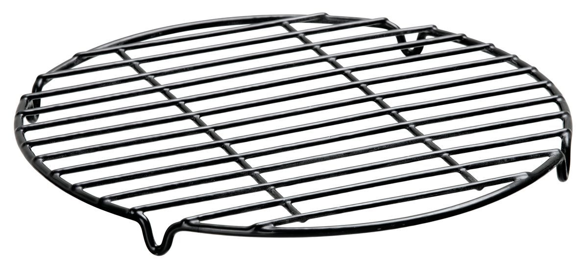 Ein schwarzer, kreisförmiger Grillrost mit horizontalen Stäben. Er hat drei kleine Füße und einen gebogenen Außenrand. Isoliert auf Weiß.