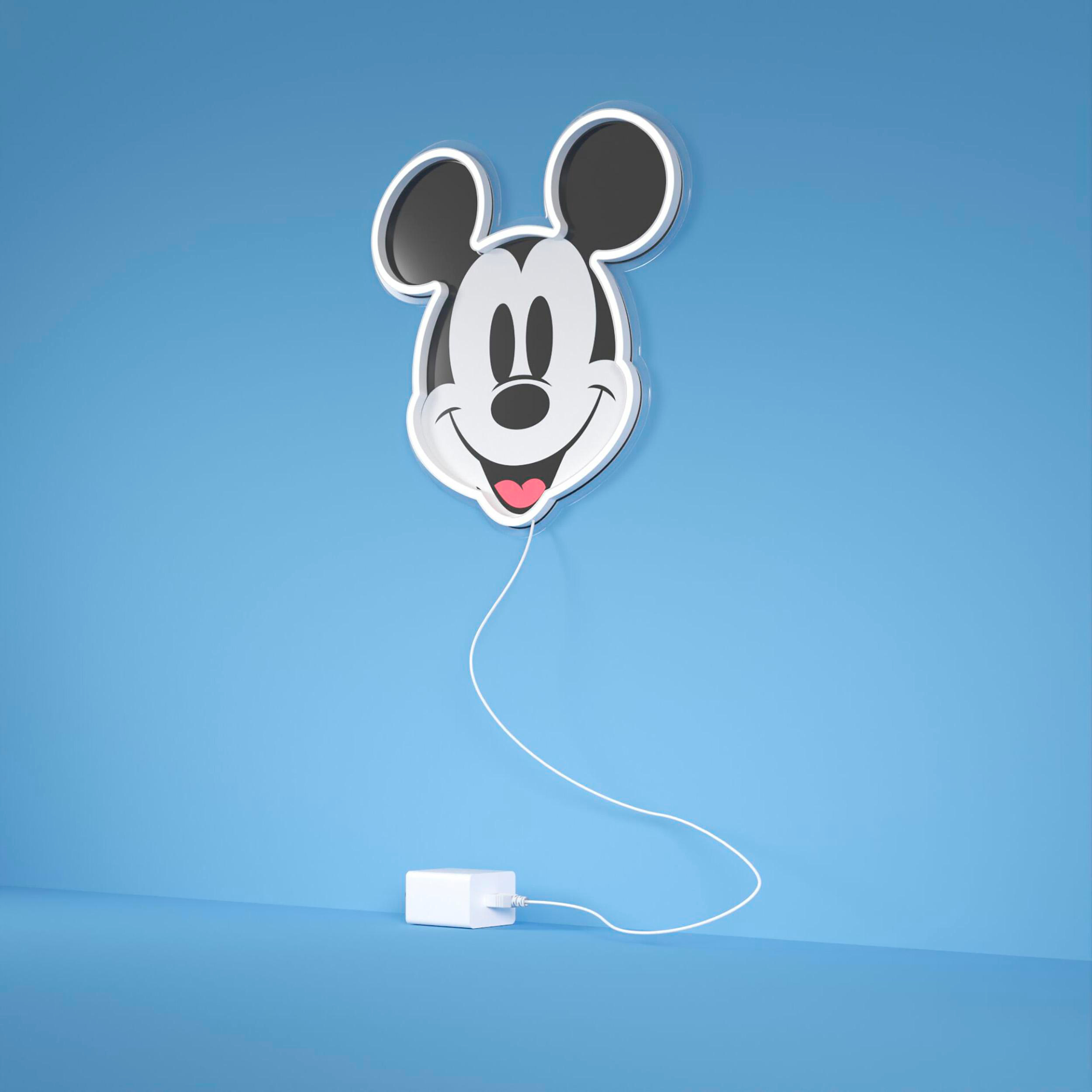Mickey Mouse Neon-Schild an einer blauen Wand, mit weißem Netzteil.