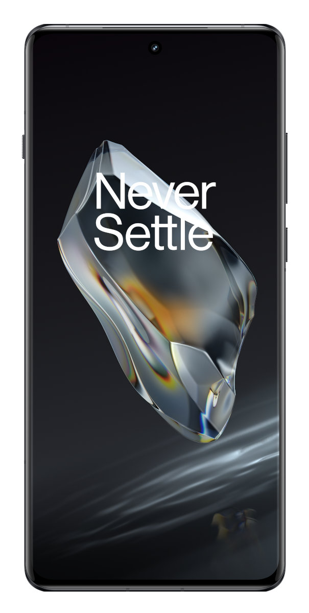 Czarny ekran smartfona wyświetla kryształową strukturę z napisem „Never Settle”. Tło jest ciemne z pasmami światła.