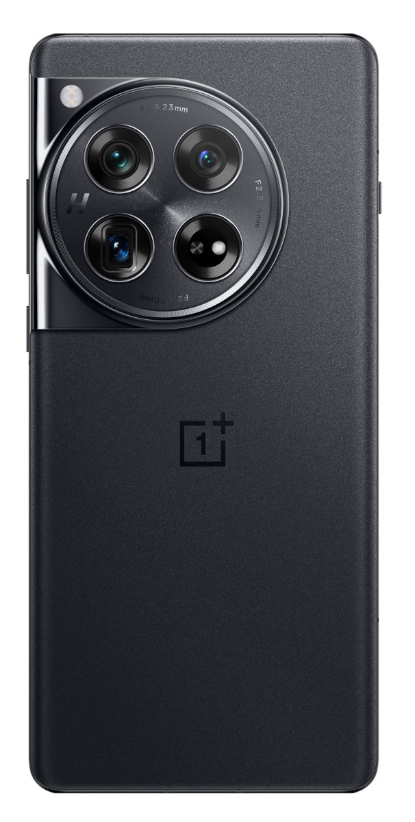 Czarny smartfon z dużym modułem aparatu. Cztery obiektywy w okrągłym wzorze. Logo OnePlus z tyłu.