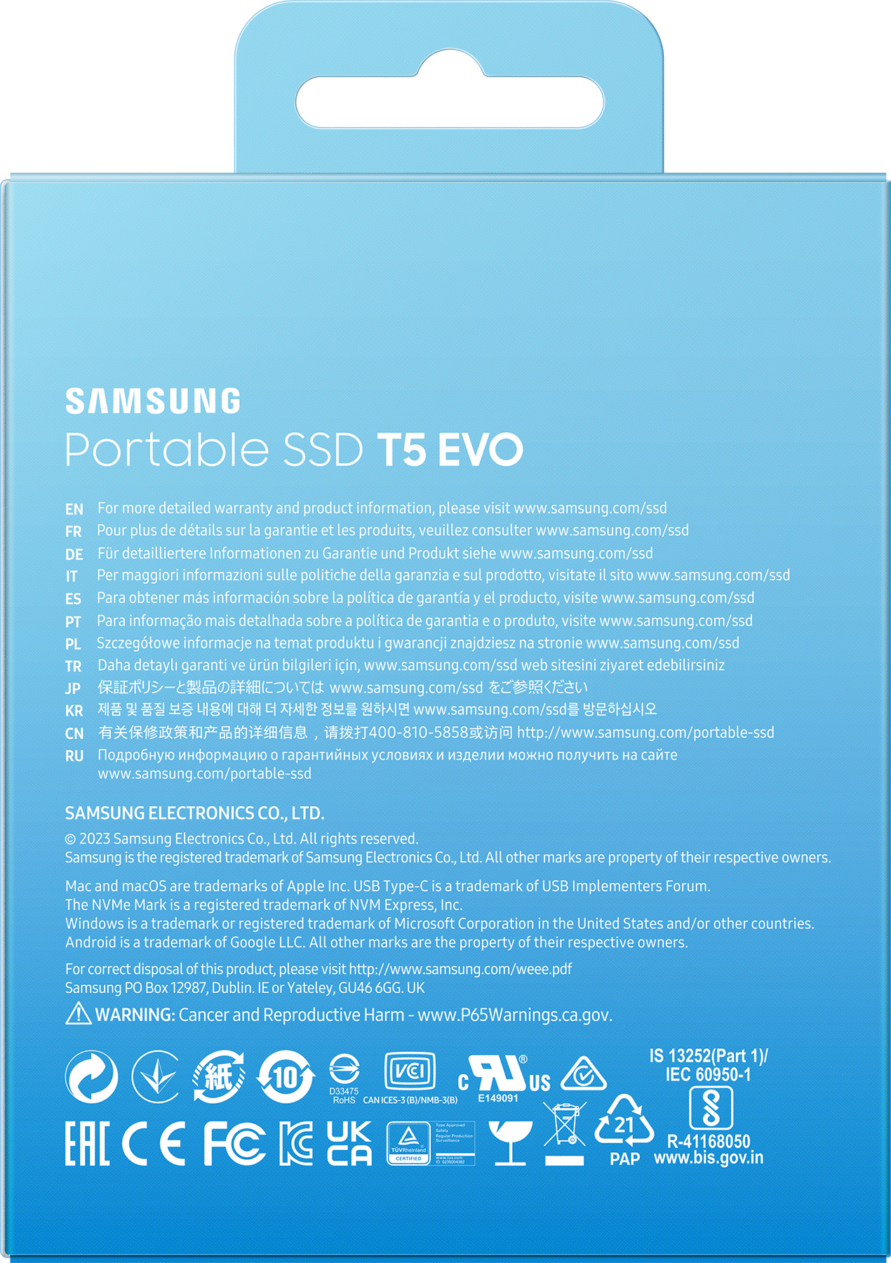Una scatola con testo in più lingue. Dice "Portable SSD T5 EVO" e ha avvertenze di sicurezza.