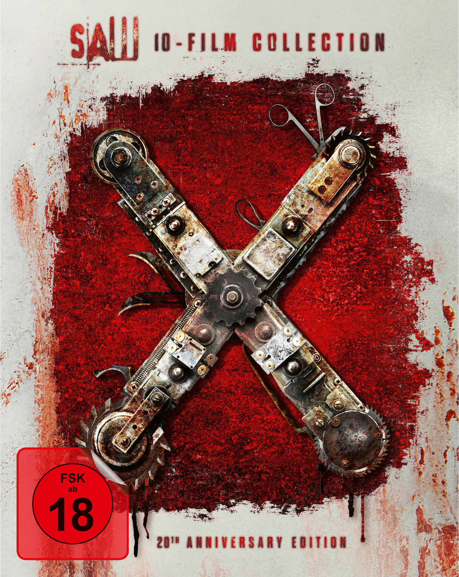 Saw 10-Film-Collection-Cover. Roter, blutspritzer Hintergrund. Sägeblatt-X mit Werkzeugen. FSK 18-Aufkleber.