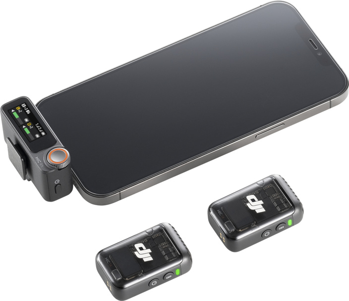 Ein Smartphone mit zwei kleinen schwarzen Mikrofonen und einem Empfänger, für Audioaufnahmen.