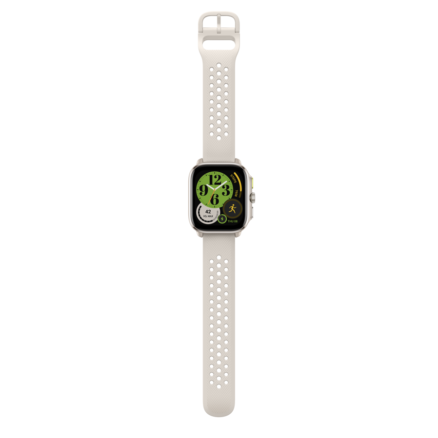 Beyaz bir kayışa sahip bir Apple Watch, zamanı ve aktivite halkalarını gösteriyor.