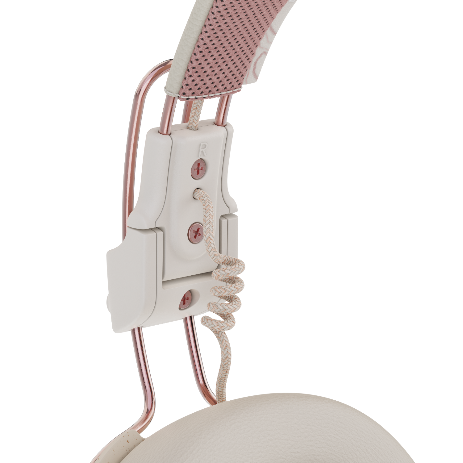 Crème en roze koptelefoon, gedeeltelijk zichtbaar. Witte details en een opgerolde kabel.