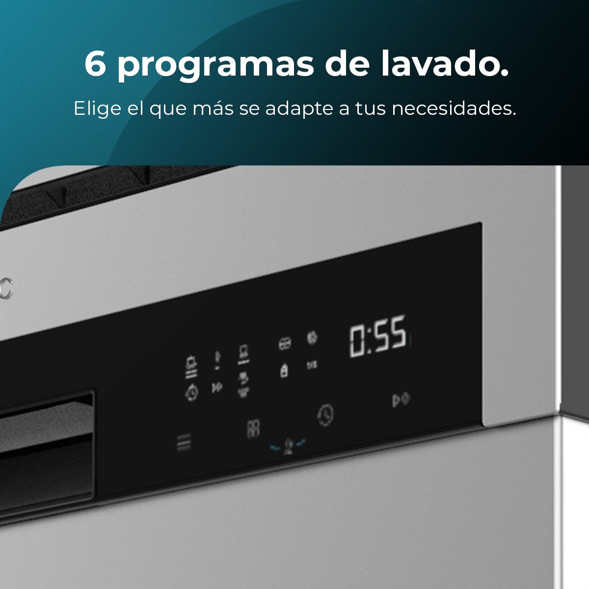 Primer plano del panel de control de un lavavajillas con pantalla digital y varios botones.
