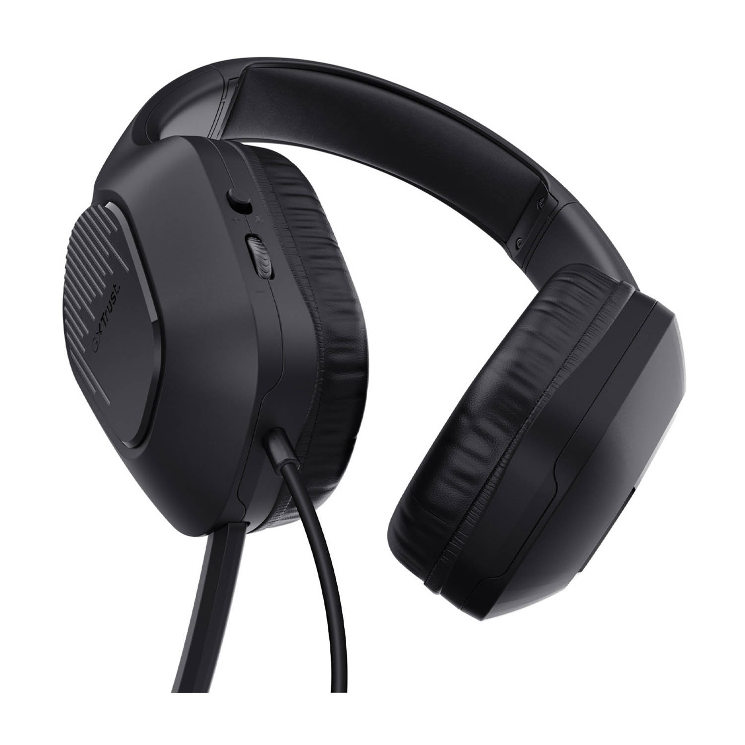 Cuffie over-ear nere con cavo, leggermente angolate.