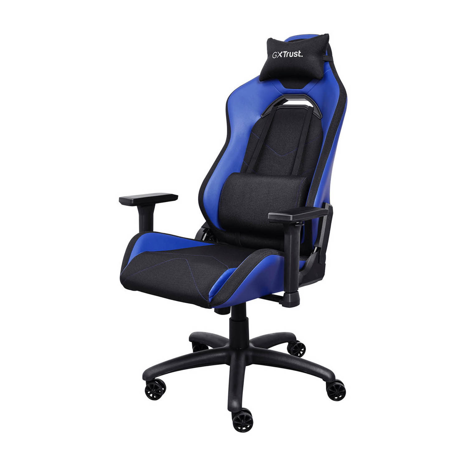 Una sedia da gaming blu e nera con poggiatesta e braccioli. La sedia è su uno sfondo bianco.