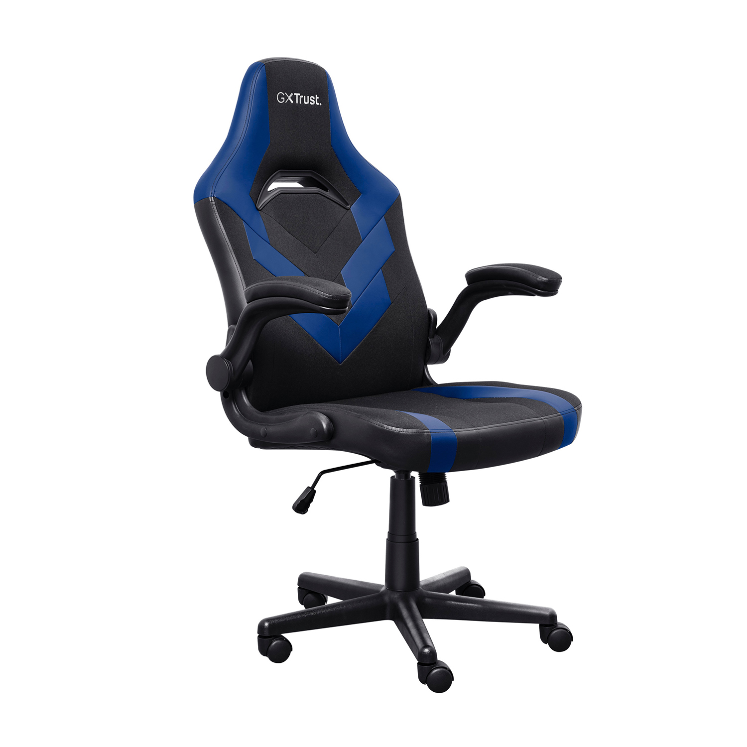 Una sedia da gaming nera e blu su sfondo bianco. La sedia ha una base nera.