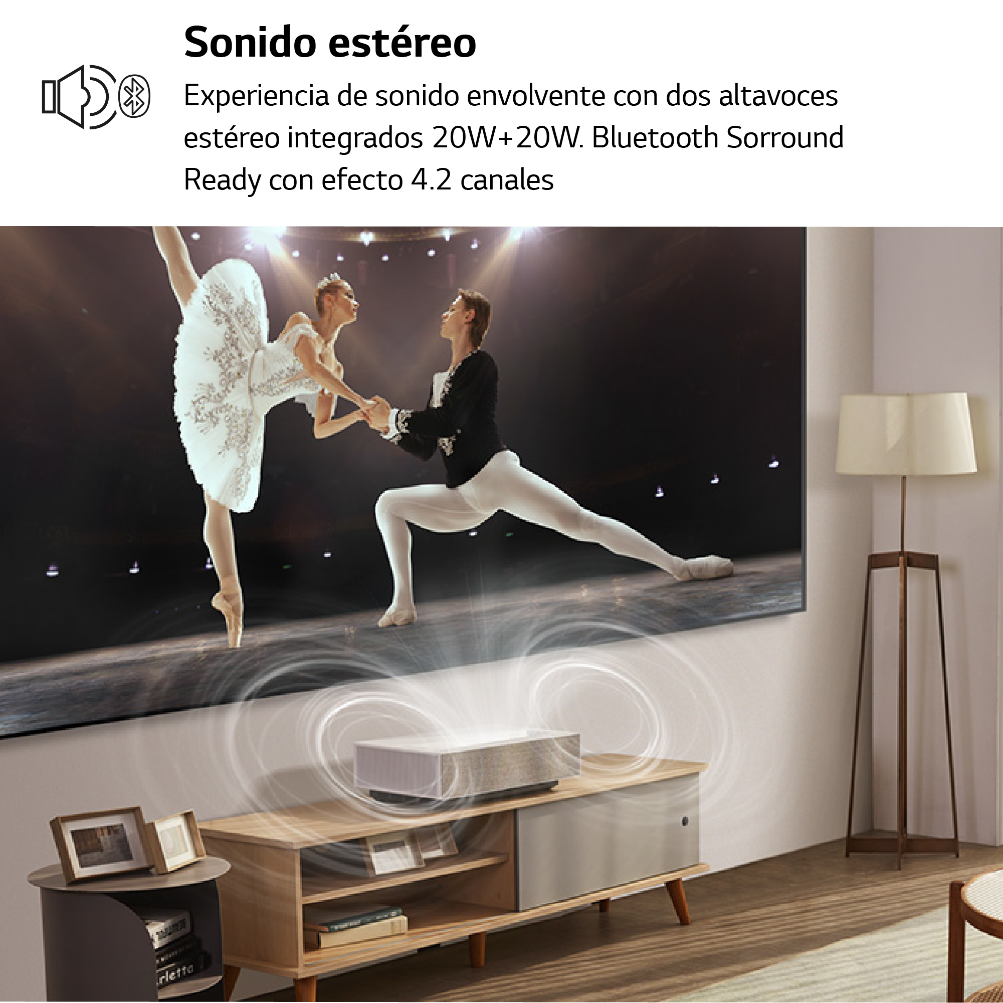 Un cine en casa con un proyector que proyecta imágenes en una pantalla.