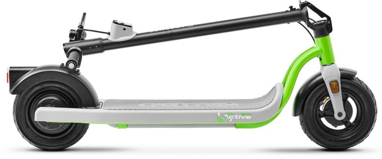 Składana hulajnoga elektryczna w kolorze limonkowym i czarnym, widok z boku, biały pokład.