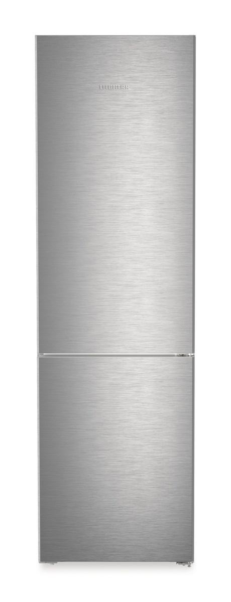 Ein hoher, gebürsteter Metallkühlschrank mit zwei Türen. Das Design ist elegant und modern.