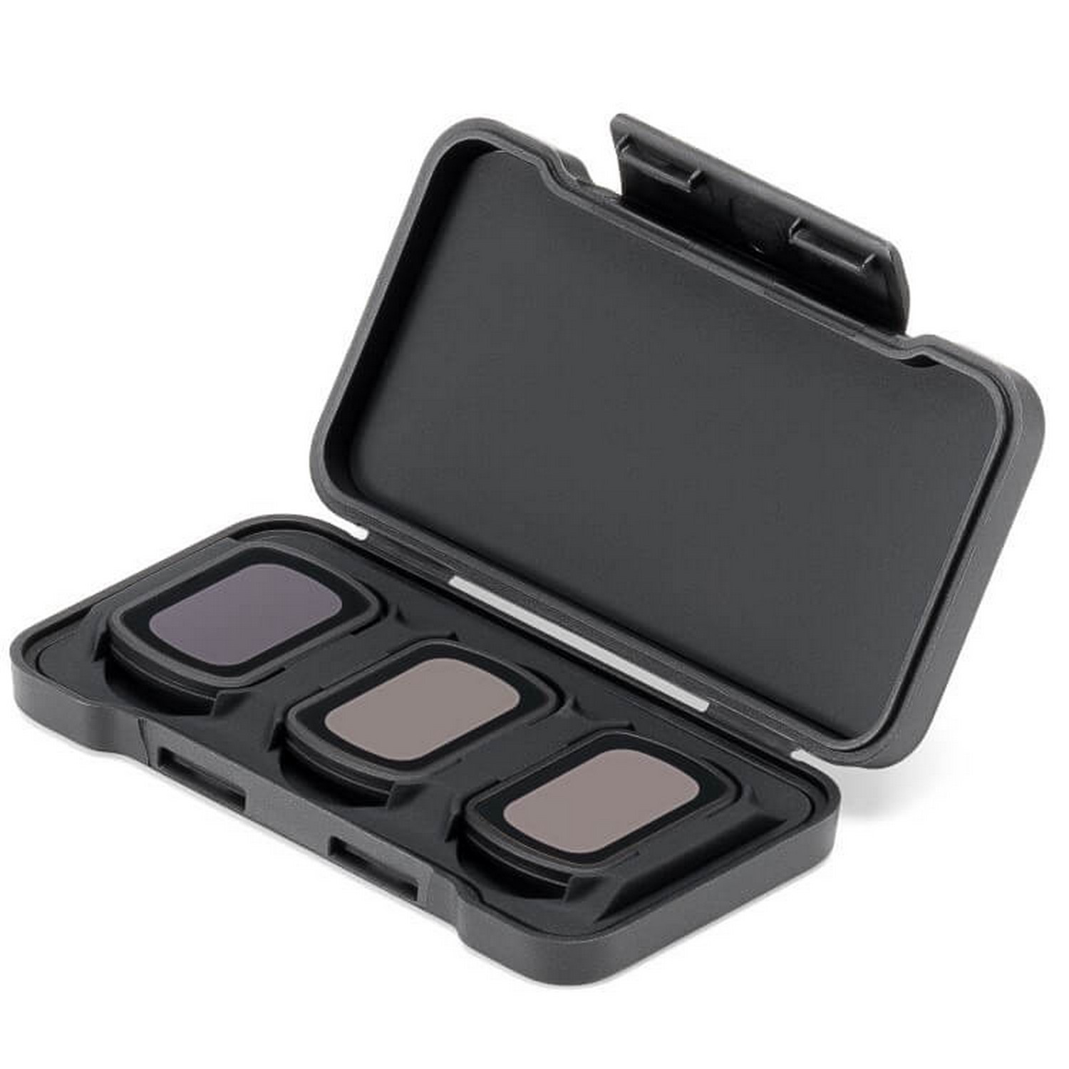 Zwarte filterset in zwarte case, met drie rechthoekige filters zichtbaar, open case.