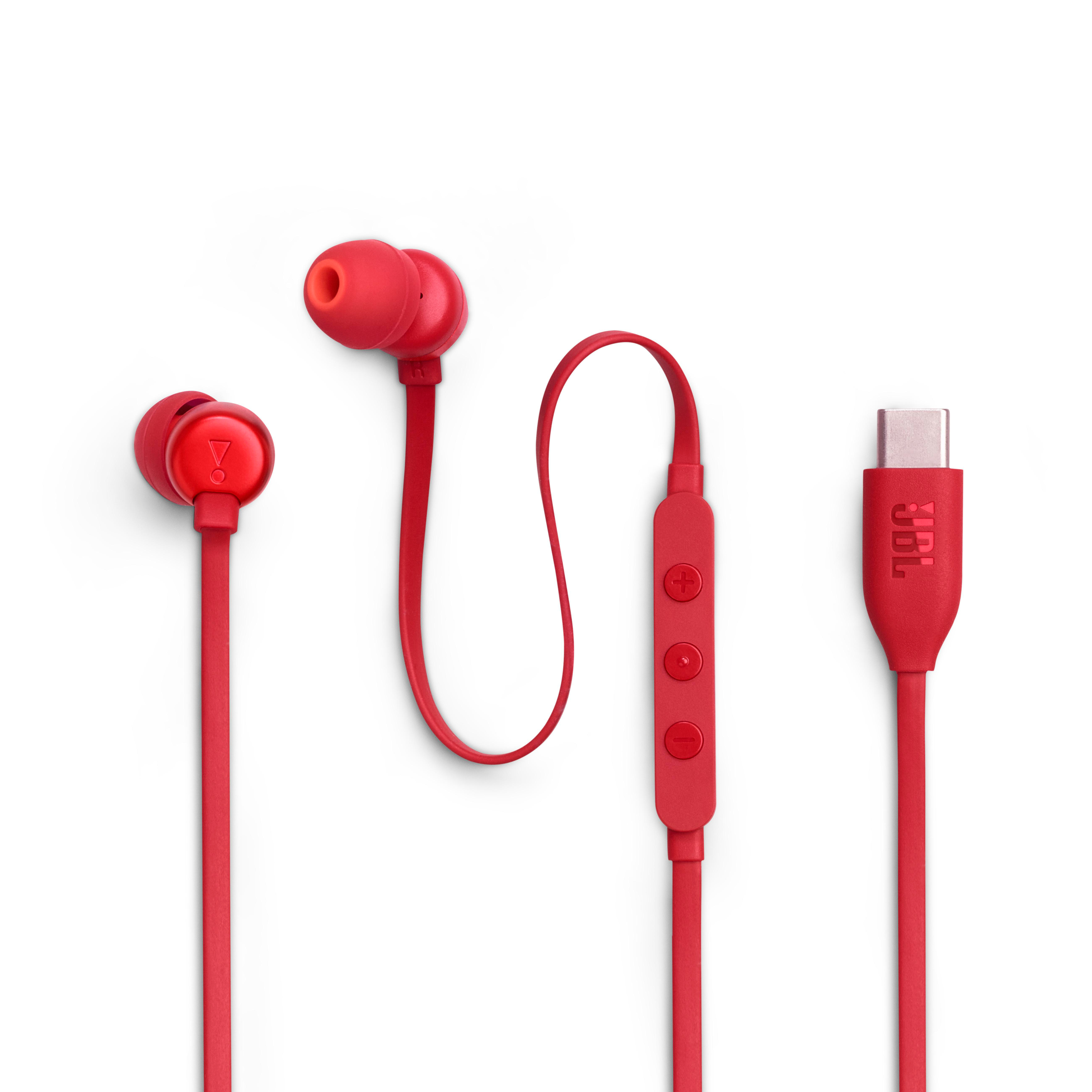 Rote JBL-Ohrhörer mit einem Steuermodul und einem USB-C-Anschluss auf weißem Hintergrund.