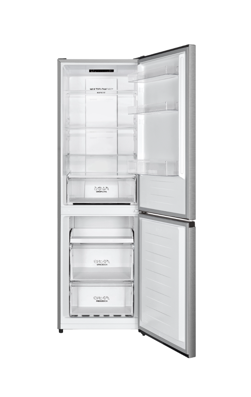 Ein Kühlschrank mit geöffneter Tür, der Regale und Schubladen zeigt.