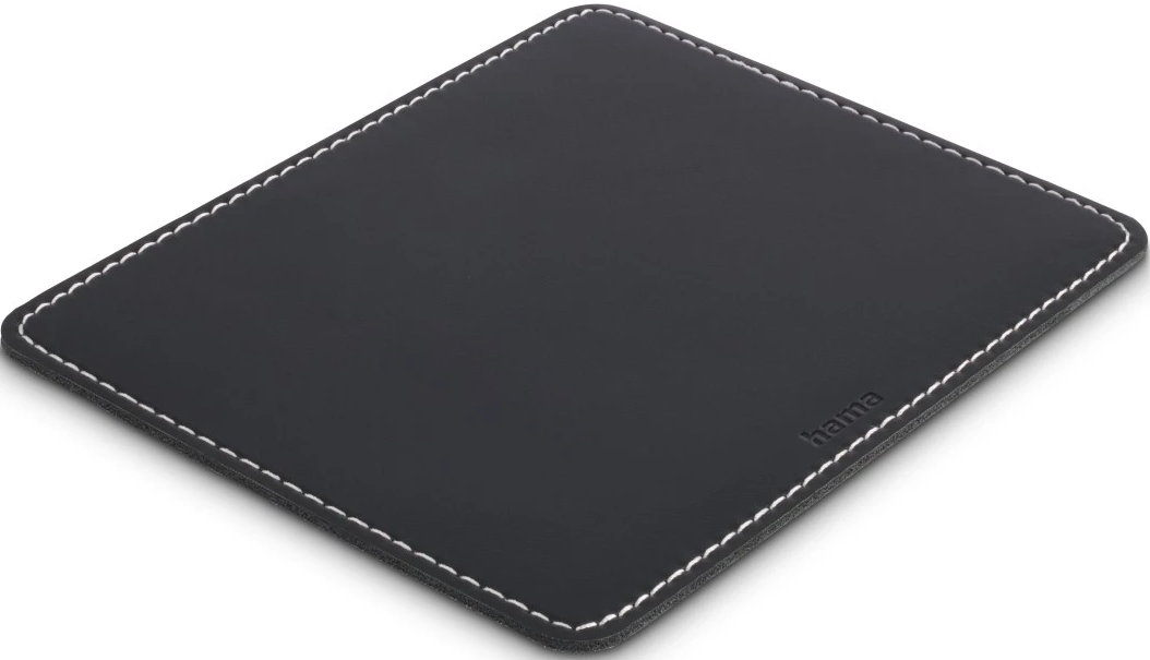 Ein schwarzes rechteckiges Mauspads mit weißer Naht um die Kanten. Das 'hama'-Logo ist weiß sichtbar.