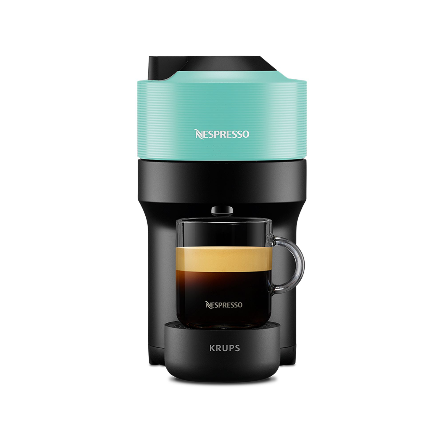 Een Nespresso-koffiemachine. Het heeft een blauwgroene bovenkant en een glas koffie.