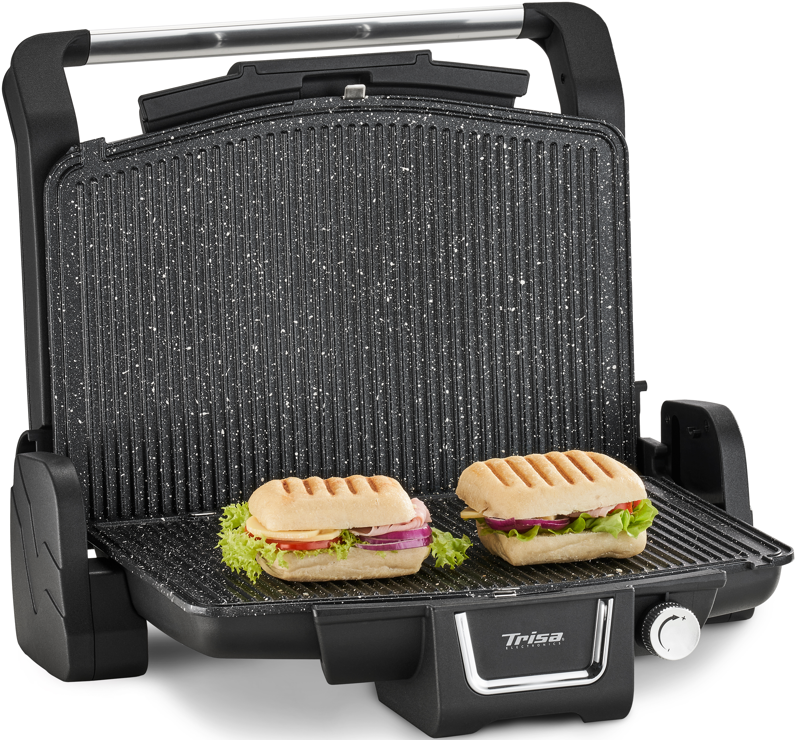 Una piastra per panini con due panini. Ognuno ha pane, lattuga, pomodoro e cipolla.