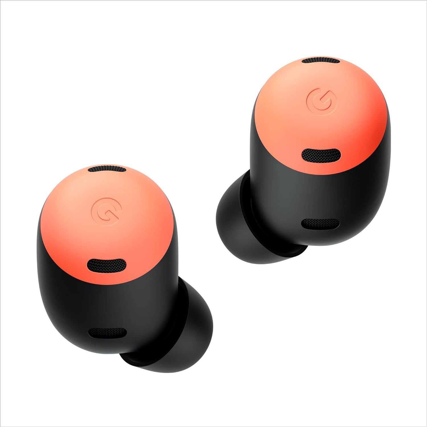 Par de auriculares negros y naranjas, ligeramente angulados, sobre fondo blanco.