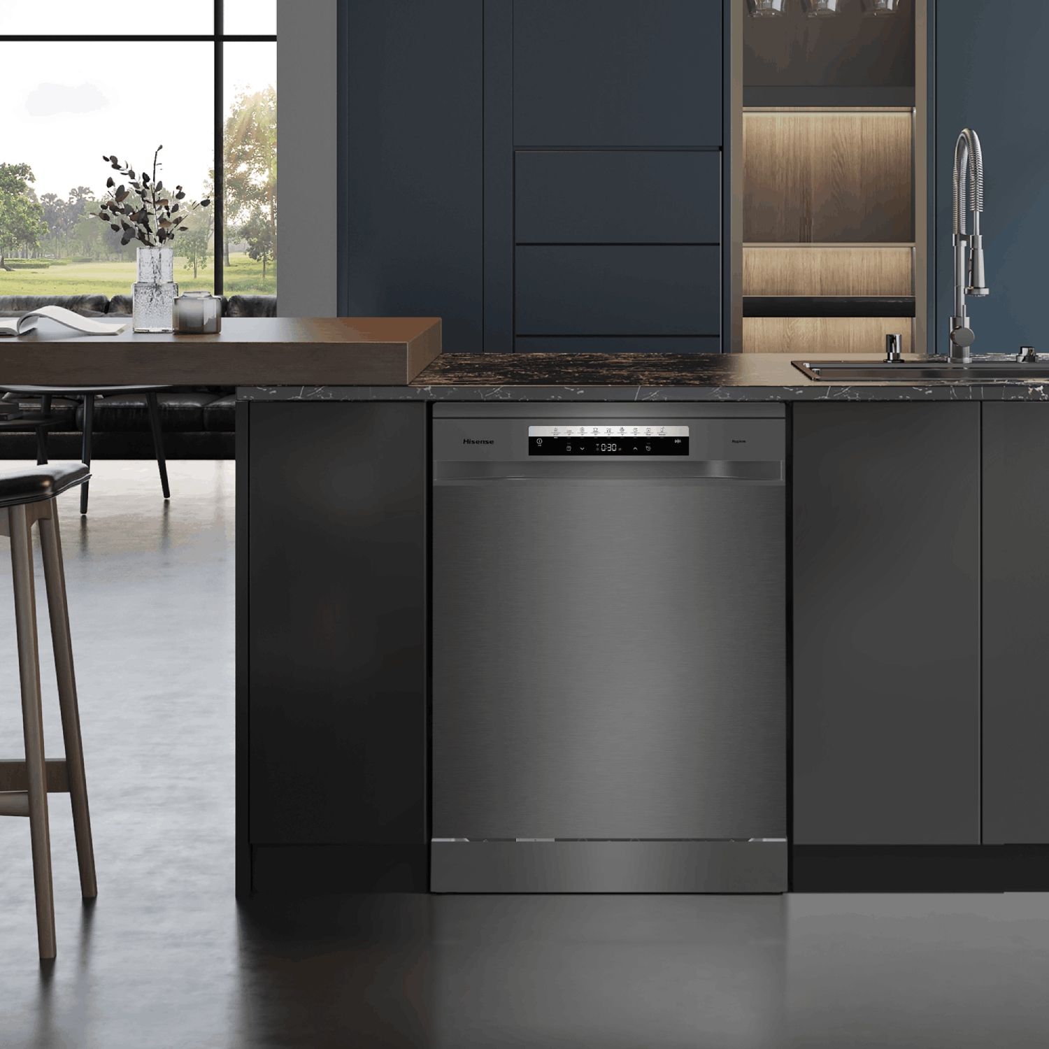 Cocina moderna con lavavajillas gris, gabinetes oscuros y vista de un paisaje verde a través de una ventana grande.