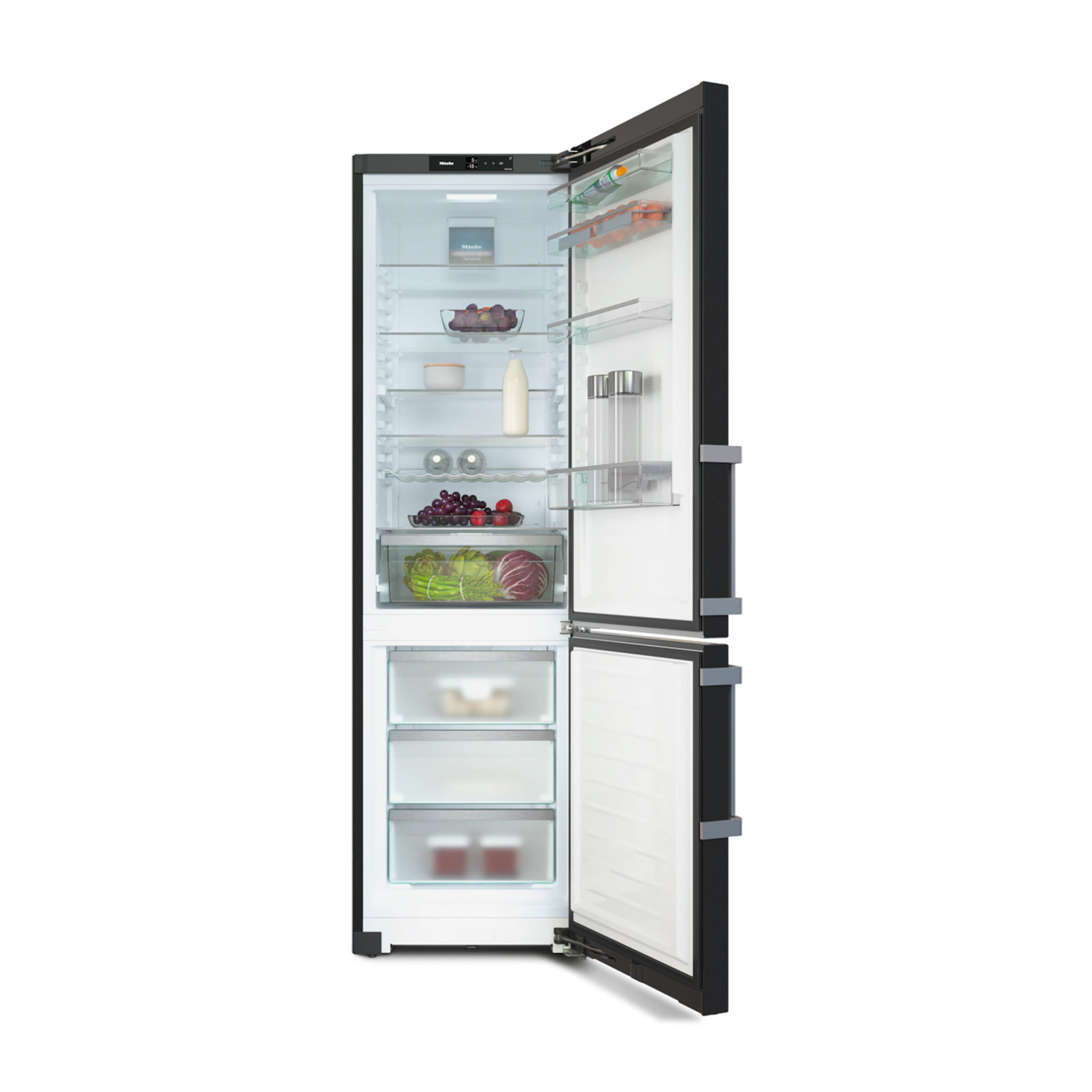 Frigorifero nero, aperto, con ripiani con alimenti e display digitale.