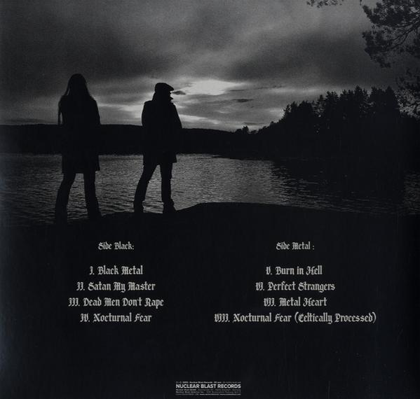 Albumcover mit zwei Schattenfiguren an einem See. Schwarz-Weiß-Bild. Text mit Songtiteln.