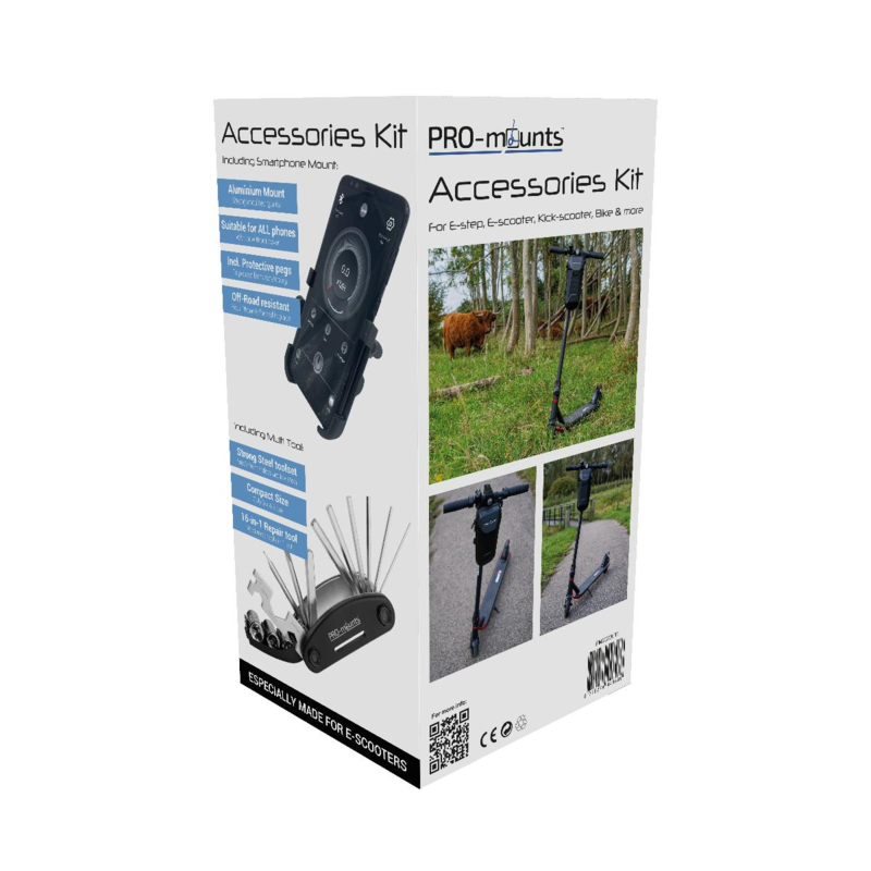 Boîte avec accessoires pour e-scooters, dont un support téléphone et outils, avec scooters en arrière-plan.