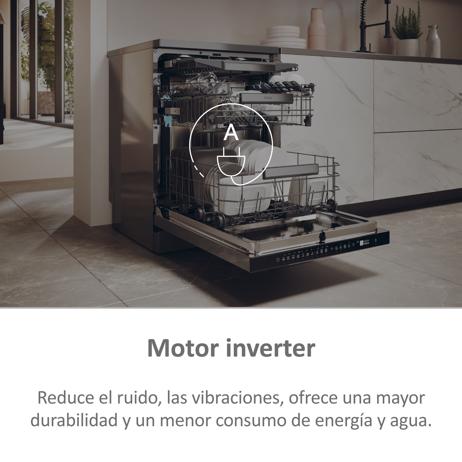 Un lavavajillas con la puerta abierta y un texto sobre la tecnología del inversor del motor.