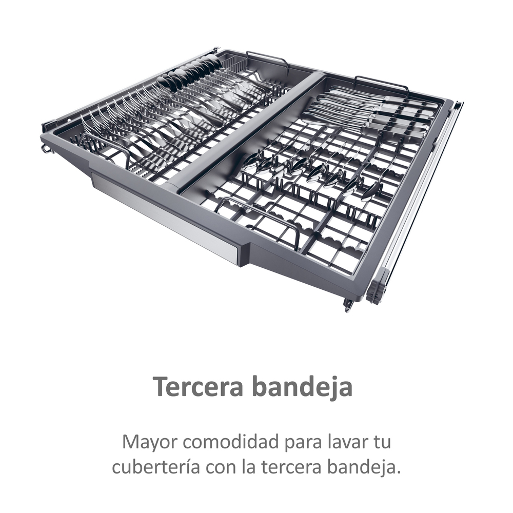 Lavavajillas con tercera bandeja y cubertería, vista aislada.