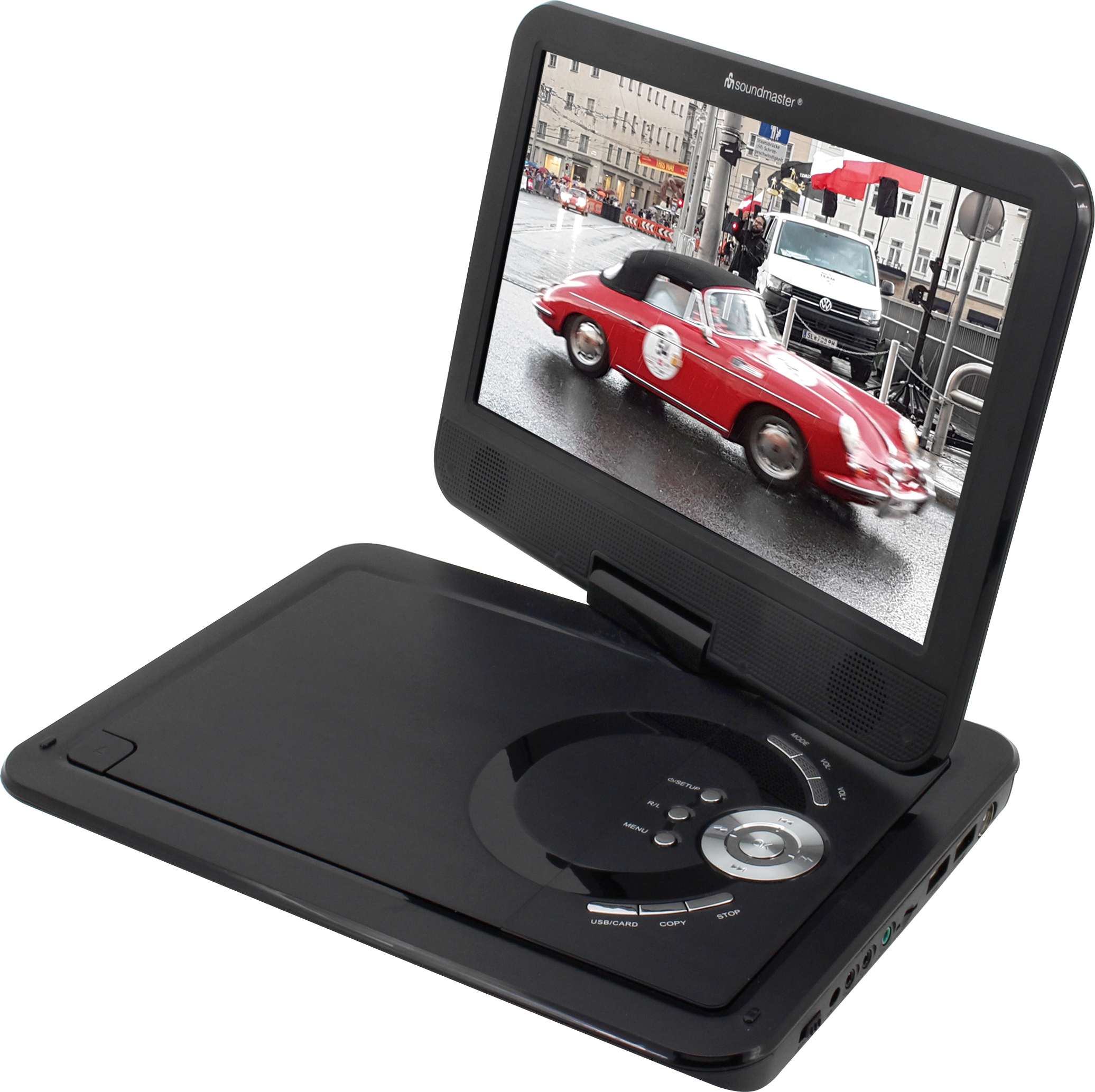 Schwarzer tragbarer DVD-Player mit einem Bildschirm, der ein rotes Auto auf einer Straße zeigt, offen auf weißem Hintergrund.