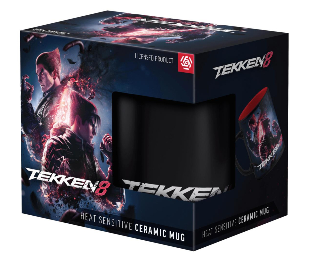 Czarny kubek Tekken 8 w pudełku. Pudełko ma grafikę z gry.