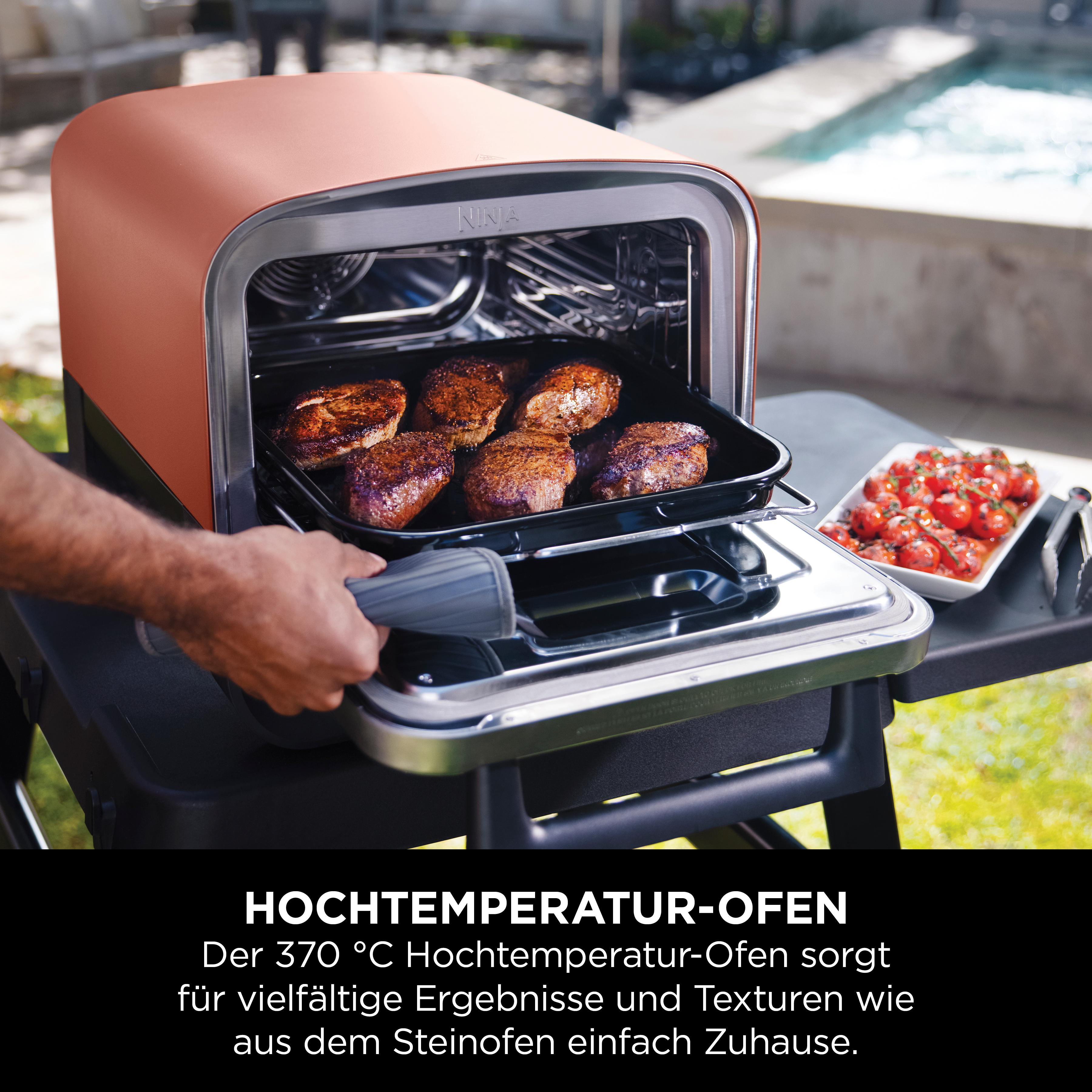 NINJA OO101DE Woodfire Outdoor Oven Elektrogrill, Terrakotta Korpus/Stahltür (2400 Watt)
