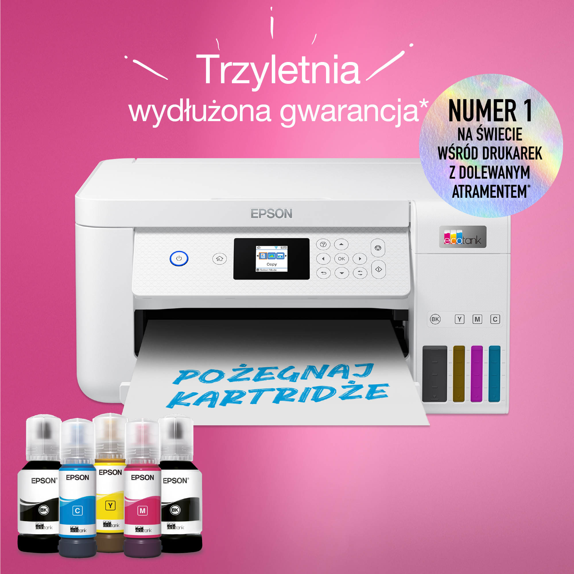 Drukarka Epson z butelkami z tuszem, papierem z tekstem i różowym tłem.