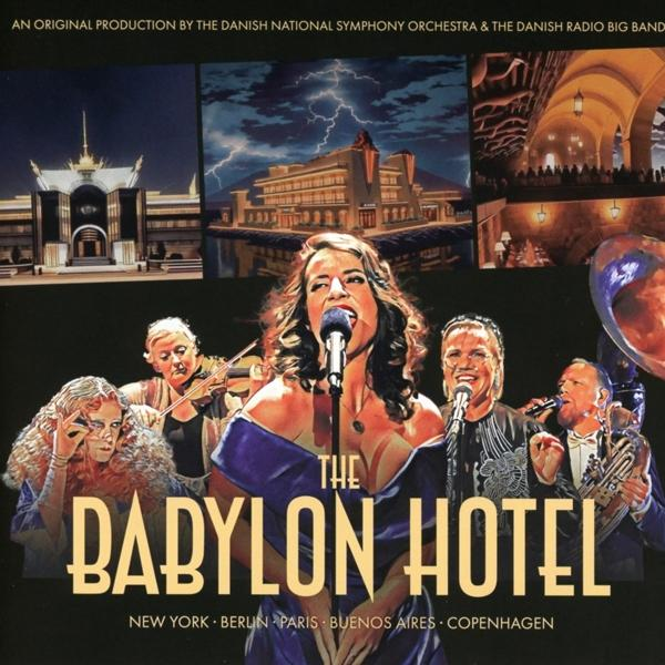 Albumcover für 'The Babylon Hotel' mit einem Foto der Band und verschiedenen Stadtszenen.