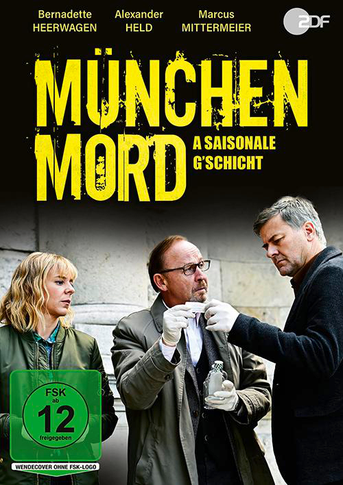 Filmcover mit drei Personen vor einem Gebäude, gelber Hintergrund, deutscher Titel.