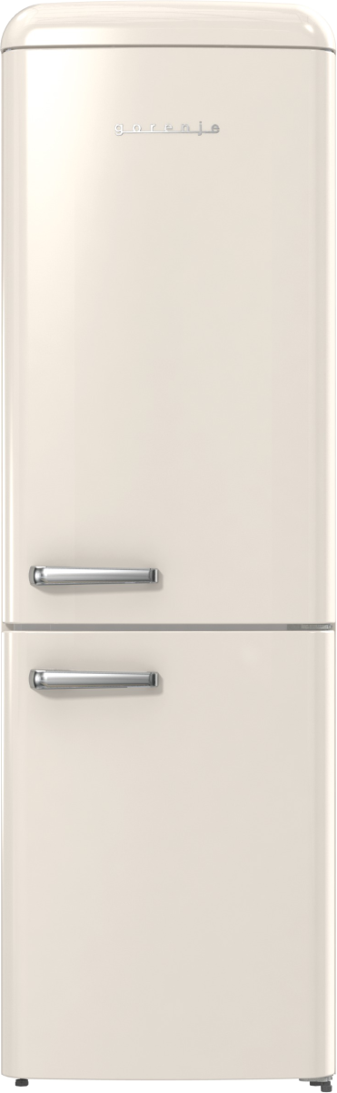 Krémszínű Gorenje hűtőszekrény. Két ajtó ezüst fogantyúkkal. Egyszerű, klasszikus design.