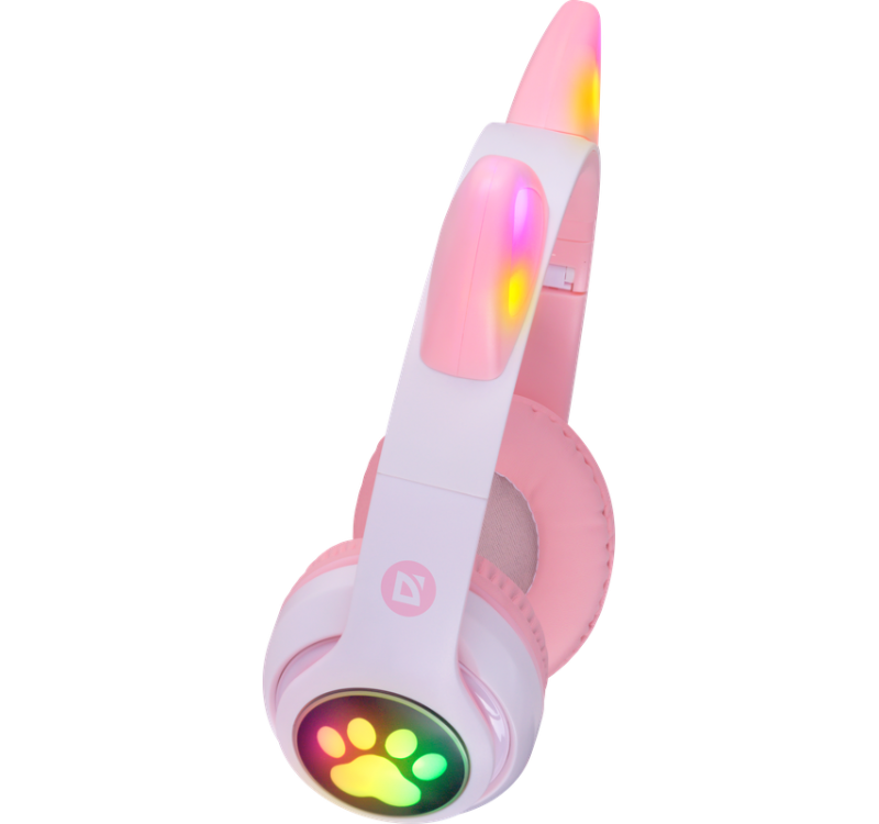 Różowe i białe słuchawki z kocimi uszami i kolorowymi światłami na czarnym tle.