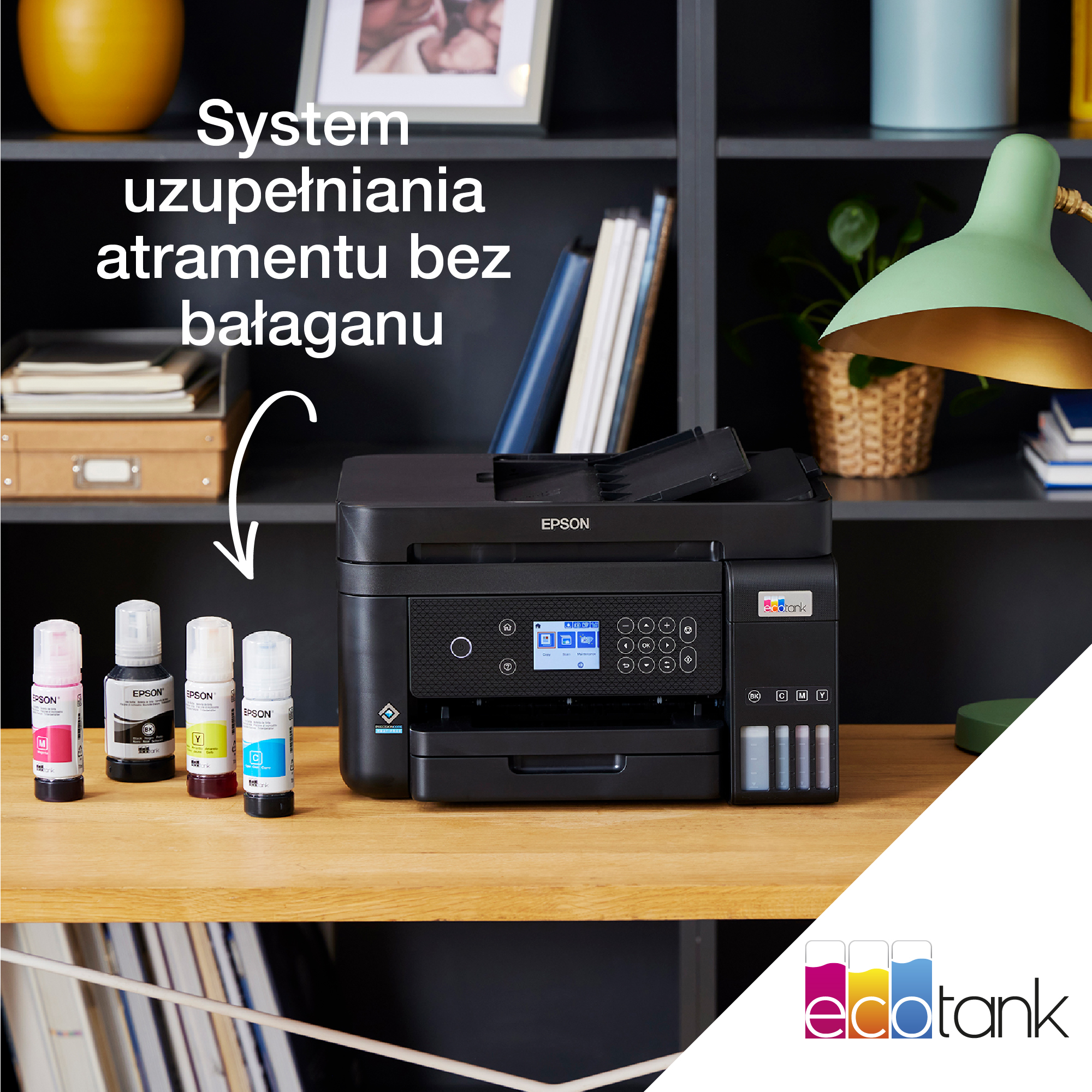 Drukarka Epson EcoTank z butelkami z tuszem. Tekst mówi 'System uzupełniania atramentu bez bałaganu'.