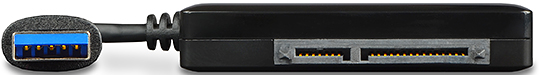 Fekete USB 3.0 kábel kék porttal és fekete csatlakozóval. Fém nyílások az oldalon.