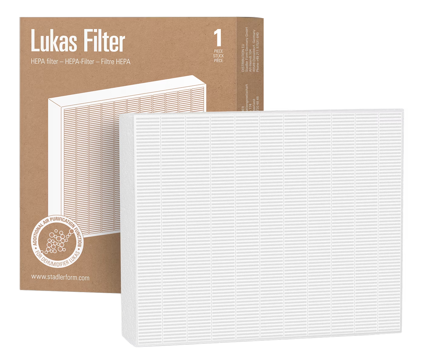 Weißer HEPA-Filter und Box. Braune Box mit Text, weißer Filter auf schwarzem Grund.
