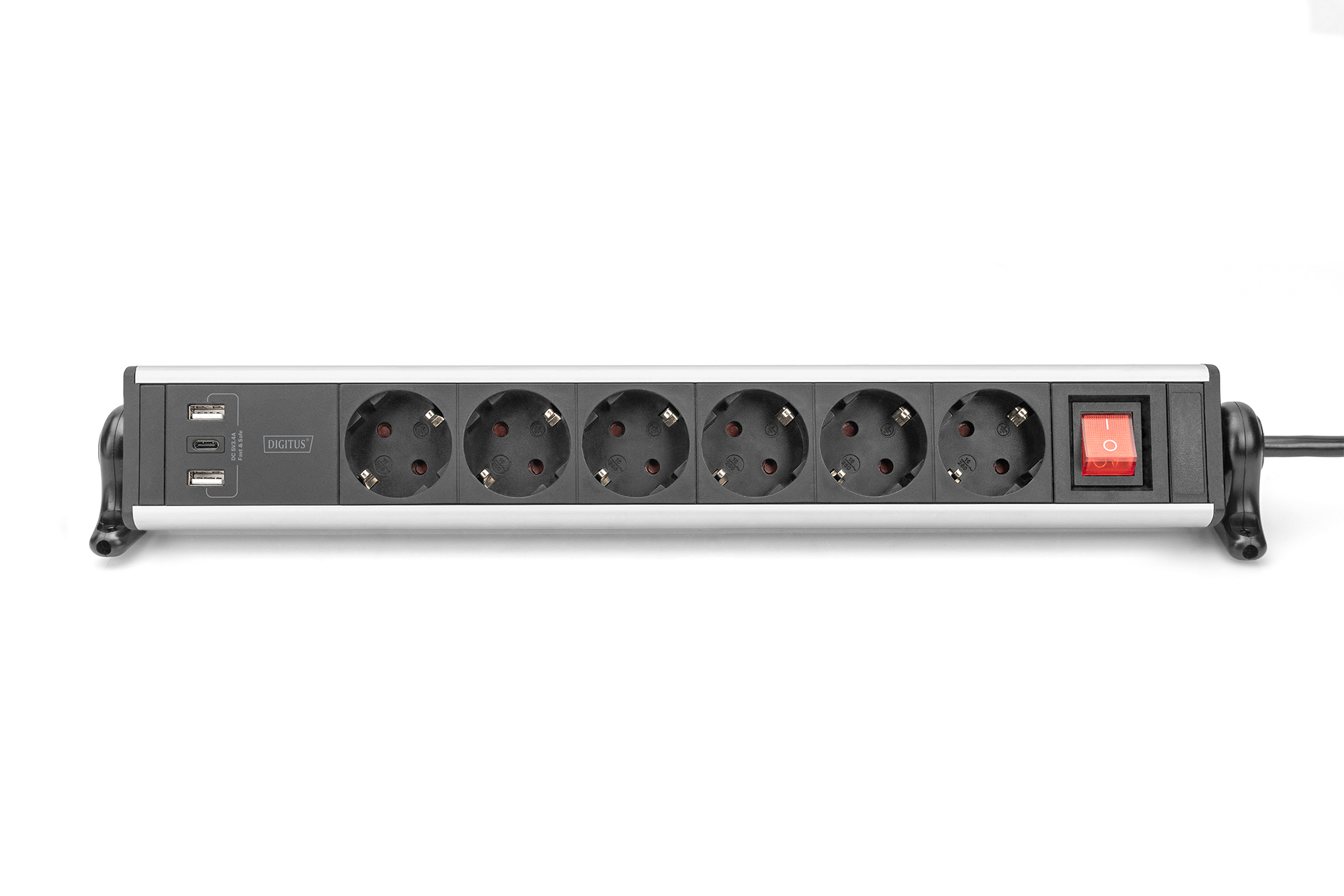 Steckdosenleiste mit sechs Steckdosen, USB-Anschlüssen und einem roten Schalter.