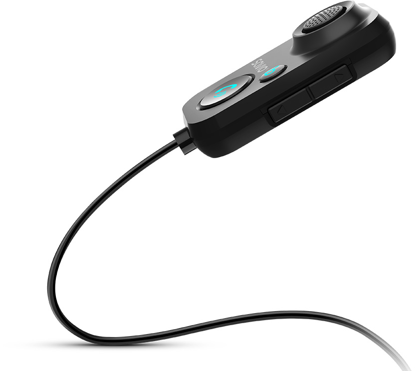 Fekete bluetooth headset gombokkal és kábellel, ferde nézetben.
