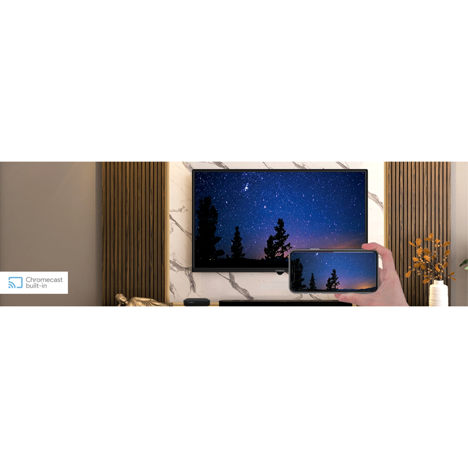 TV con cielo notturno, telefono mirroring. Icona Chromecast a sinistra.