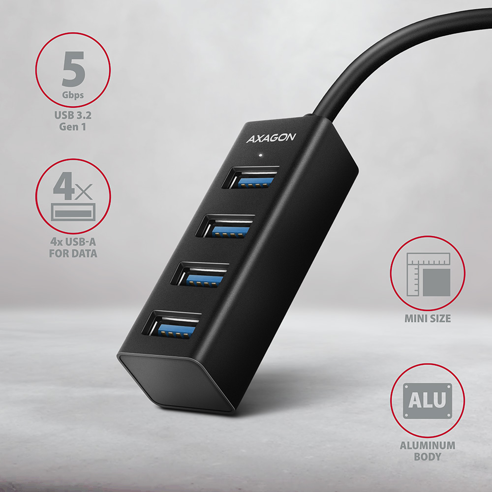 Fekete USB hub, négy USB-A porttal és szöveggel.