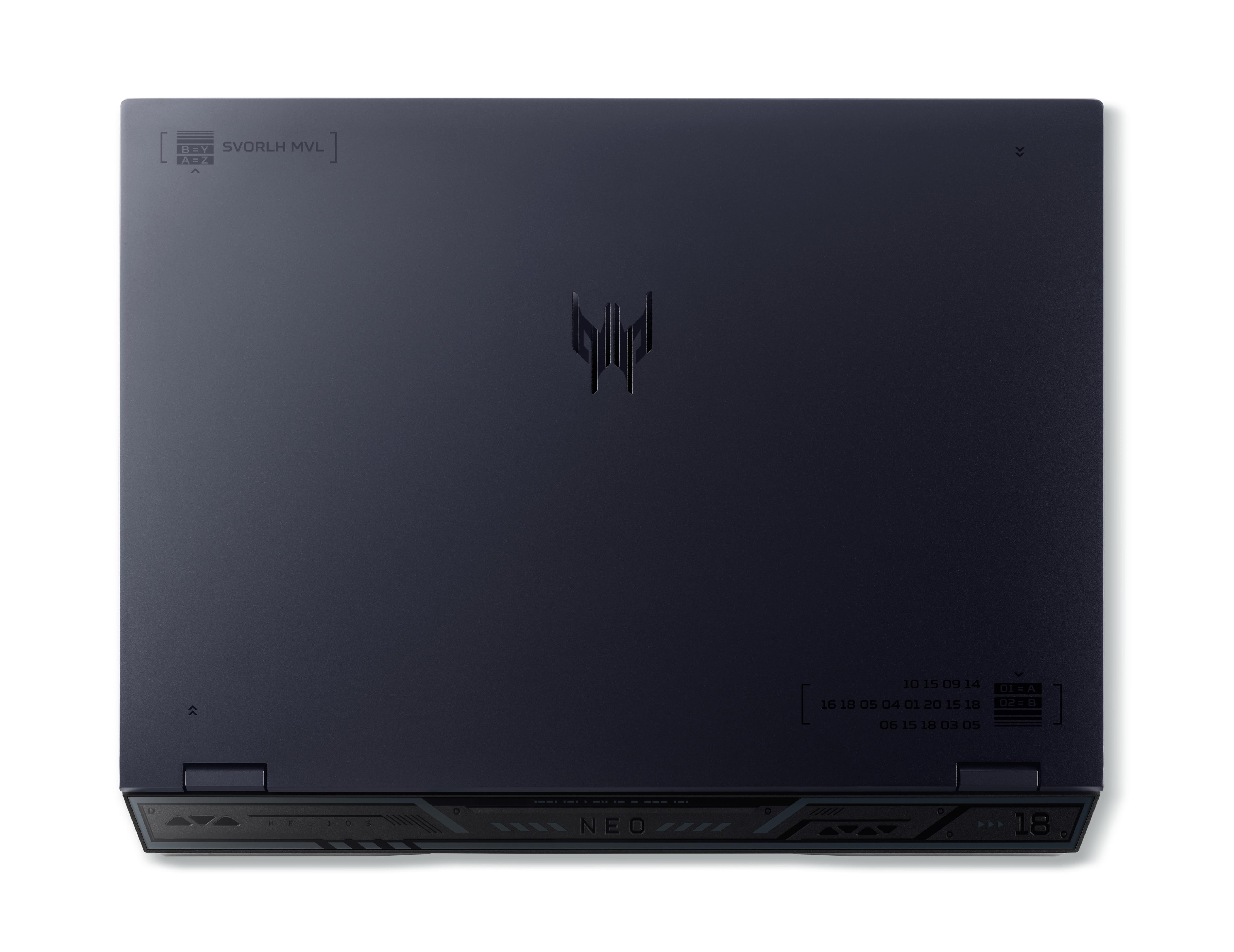 Dunkelblauer Laptop, Draufsicht. Predator-Logo und Text. 'SVORLH MVL' und 'NEO' sind sichtbar.