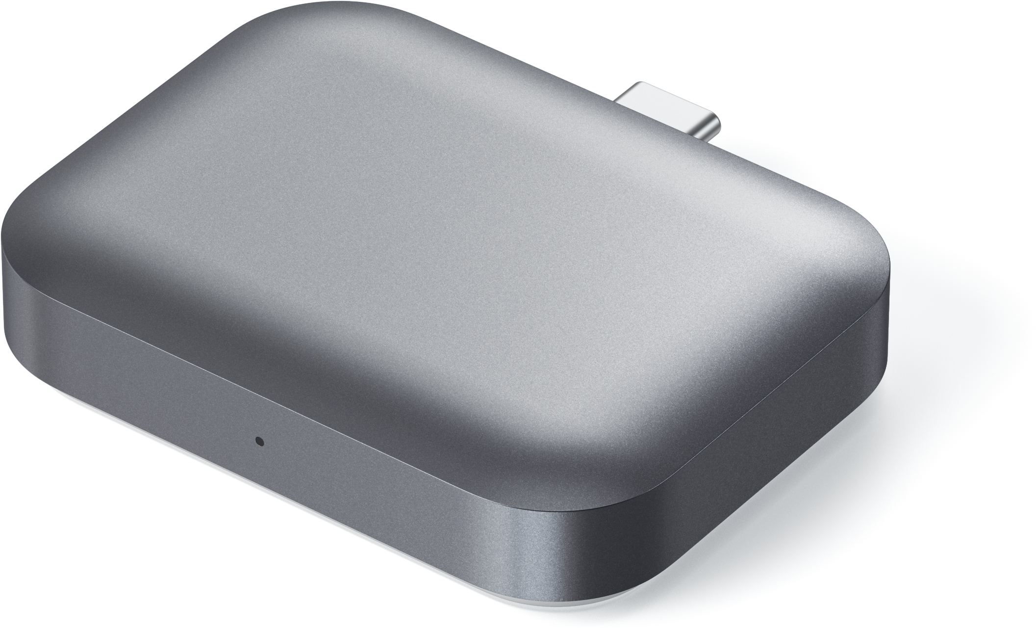 Egy kis, ezüstszínű, téglalap alakú eszköz lekerekített élekkel, és egy USB-C porttal a tetején.