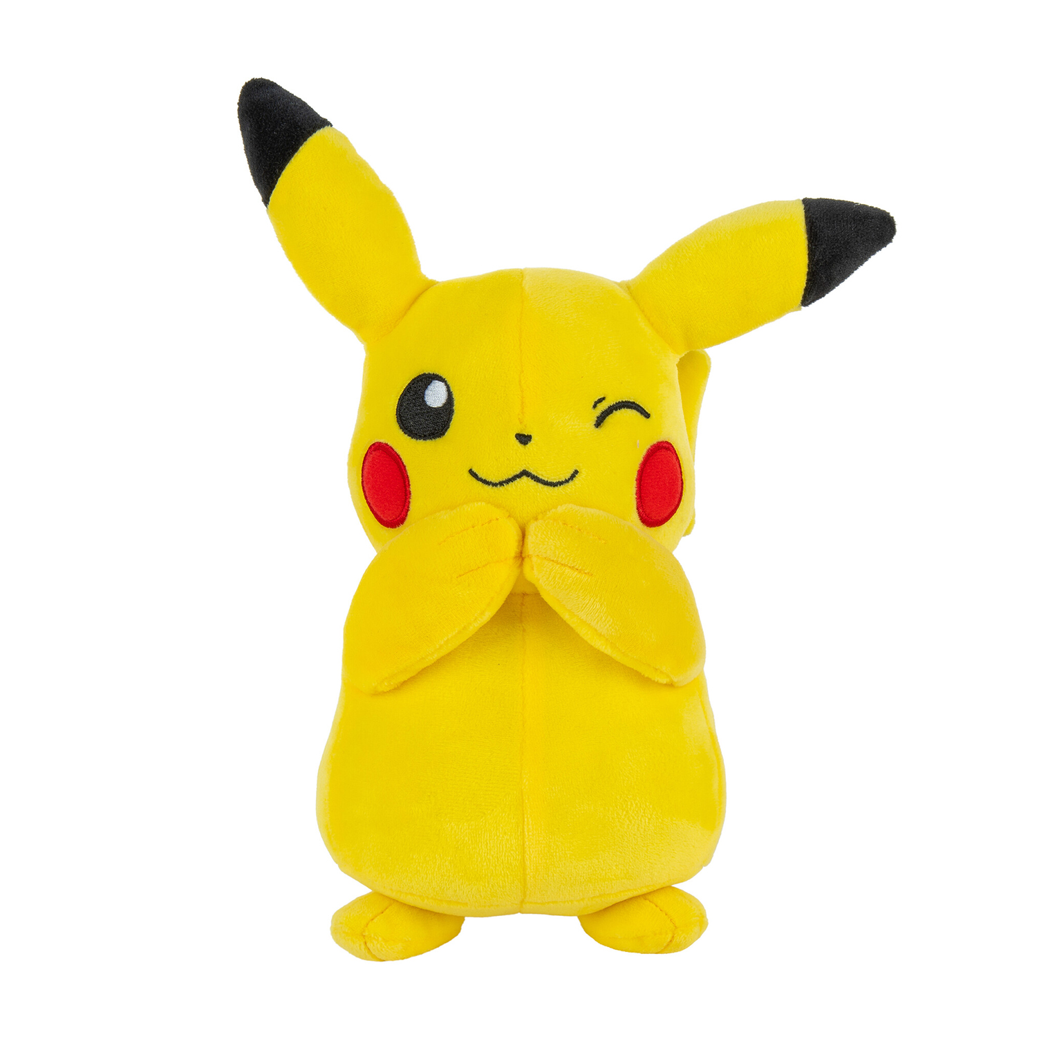 Un peluche di Pikachu giallo che ammicca, con guance rosse e mani giunte.