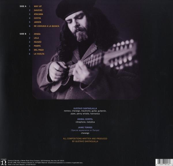 Die Rückseite eines Musikalbums mit Text über den Künstler und die Songs.